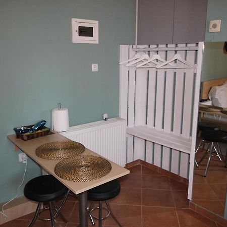 Pikinas Studios Near Ath Airport Markópulo Kültér fotó